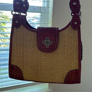 Elegant Tan and Red Woven Shoulder Bag